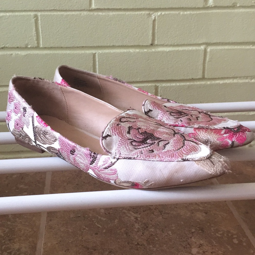 Pink floral embroidered loafers